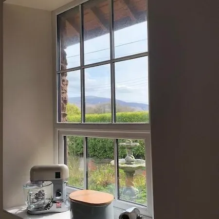 Unique Schoolhouse In The Peaceful Western Lakes 度假居 Bootle (Cumbria)