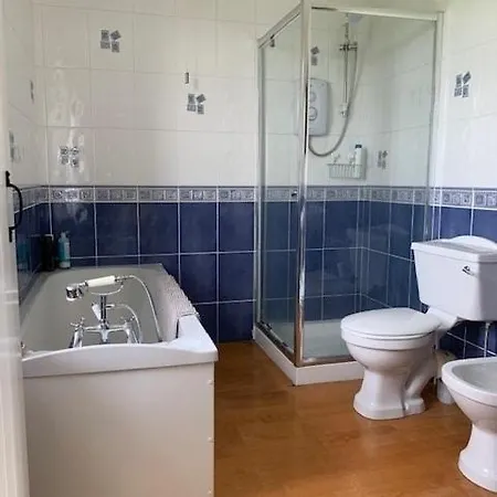 度假居 Unique Schoolhouse In The Peaceful Western Lakes