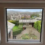 Σπίτι διακοπών Unique Schoolhouse In The Peaceful Western Lakes *