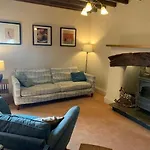 Unique Schoolhouse In The Peaceful Western Lakes Σπίτι διακοπών Bootle (Cumbria)