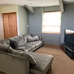 Unique Schoolhouse In The Peaceful Western Lakes Σπίτι διακοπών