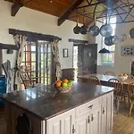 Unique Schoolhouse In The Peaceful Western Lakes Σπίτι διακοπών *