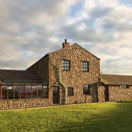 Unique Schoolhouse In The Peaceful Western Lakes בית נופש *
