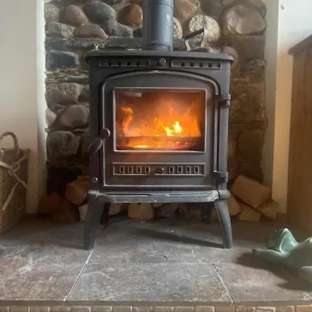 Unique Schoolhouse In The Peaceful Western Lakes